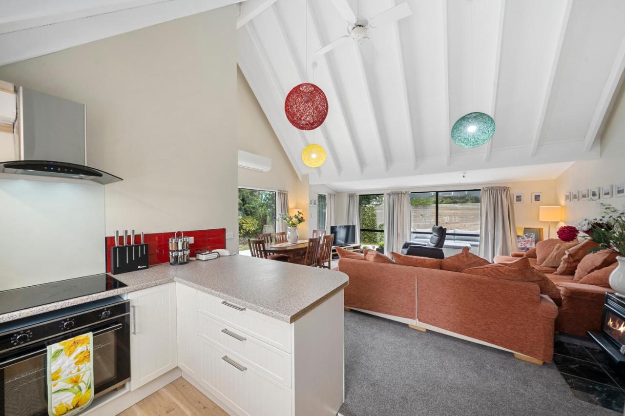 Wharerata - Otaki Beach Holiday Home المظهر الخارجي الصورة